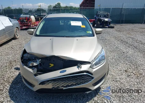 2017 Ford Focus Se z USA, uszkodzony, nr VIN 1FADP3F26HL298920
